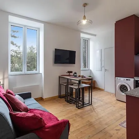 Repaire Du Bagnerais * Bagneres-de-Bigorre